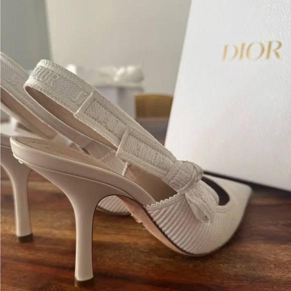 Dior Women's Elegant White Slingback Heels - Picture 6 of 14
